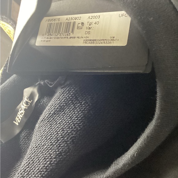 Versace Black and Gold Crewneck Sweater - Picture 4 of 4
